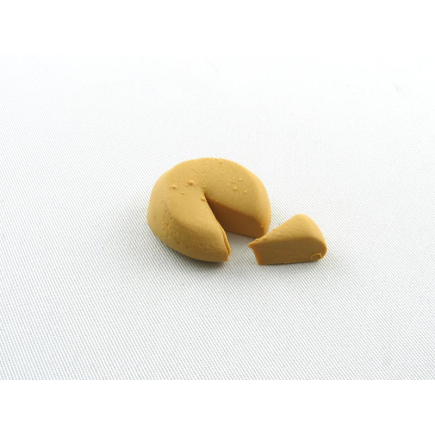 Forma e spicchio di formaggio